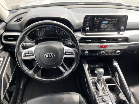 Used 2021 Kia Telluride S FWD image 12