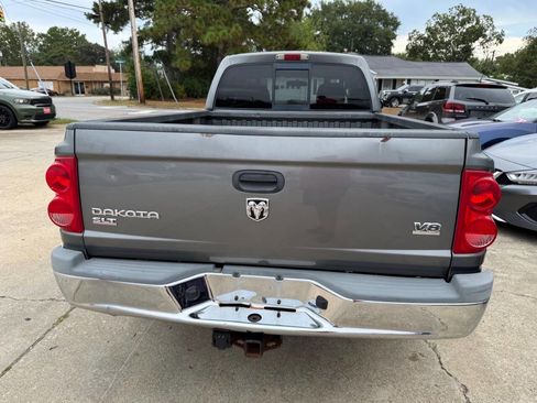 Used 2005 Dodge Dakota SLT image 6
