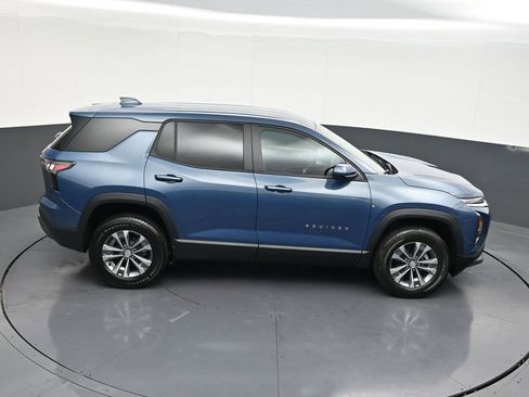 Used 2026 Chevrolet Equinox LT w/ Safety and Technology Package FWD image 24