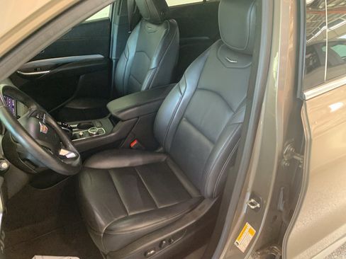 Used 2020 Cadillac XT4 Premium Luxury w/ Driver Awareness Package FWD image 13