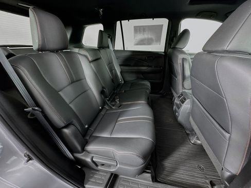 Certified 2023 Honda Passport TrailSport image 28