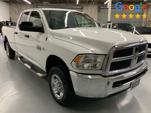 Used 2012 RAM 2500 ST w/ Chrome Appearance Group image 7