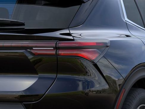 New 2026 Chevrolet Equinox EV LT FWD image 13
