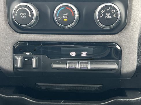 Used 2021 RAM 3500 Big Horn image 6