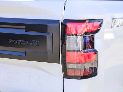 New 2026 Nissan Frontier Pro-X w/ Pro-X Convenience Package image 10