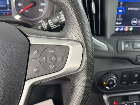 Used 2023 GMC Terrain SLE FWD image 27