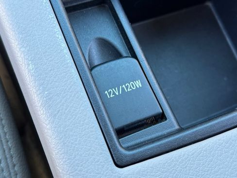 Used 2009 Toyota Camry FWD image 22