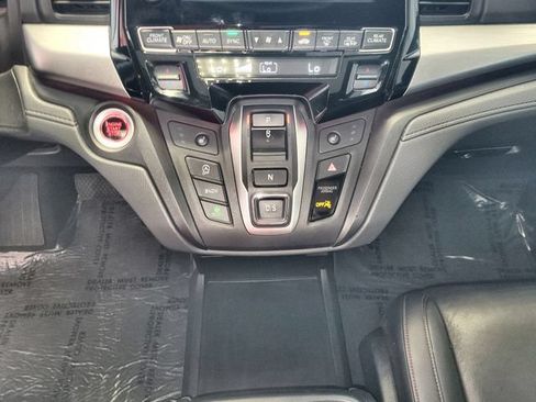 Used 2024 Honda Odyssey Sport image 19