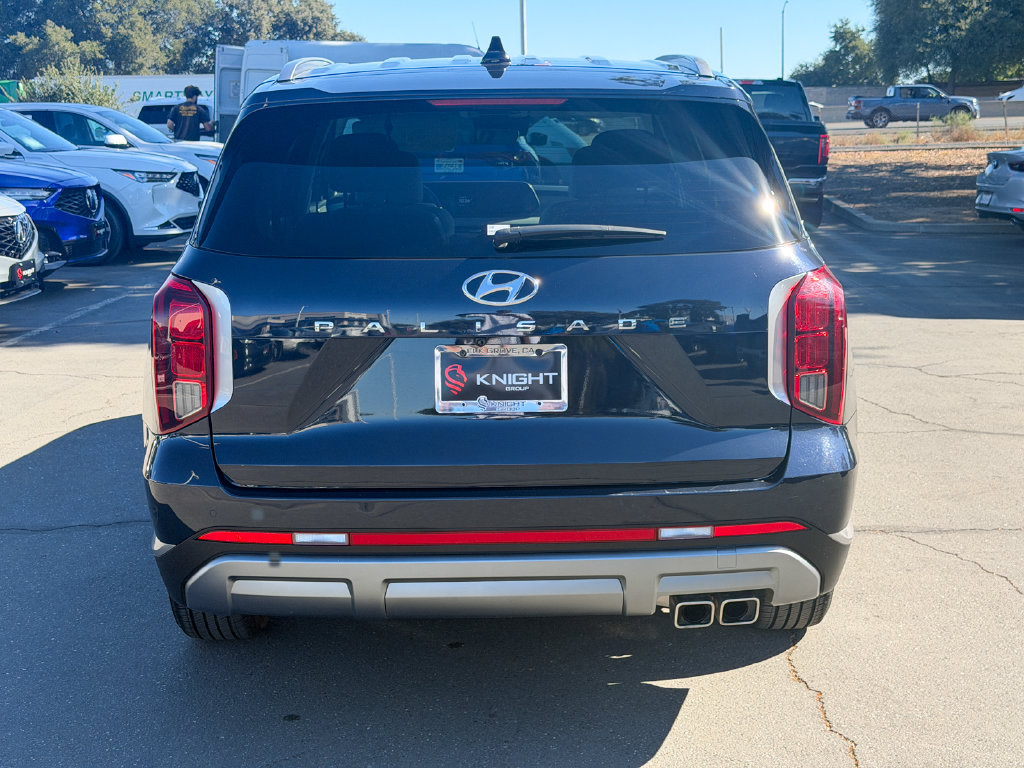 Used 2025 Hyundai Palisade SEL FWD image 7