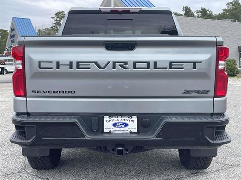 Used 2024 Chevrolet Silverado 1500 ZR2 w/ Dark Appearance Package image 4