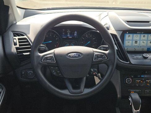 Used 2018 Ford Escape SE w/ SE Sync 3 Package FWD image 19
