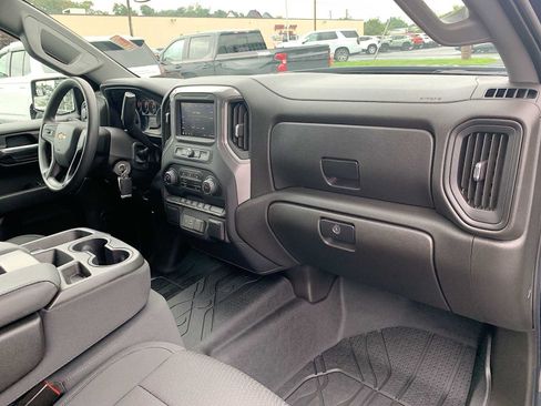 Certified 2021 Chevrolet Silverado 1500 Custom w/ LPO, Dark Essentials Package AWD/4WD image 26