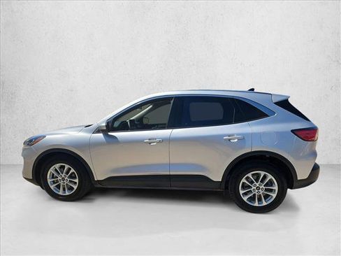 Used 2020 Ford Escape SE FWD image 17
