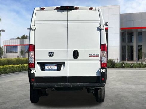 Used 2021 RAM ProMaster 2500 w/ Premium Appearance Group image 5