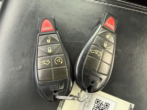 Used 2014 Dodge Challenger R/T Plus image 17