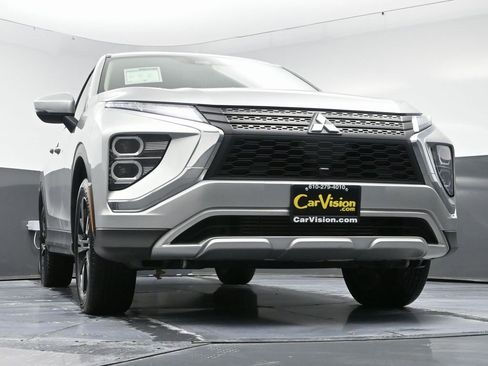 Used 2024 Mitsubishi Eclipse Cross SE image 50