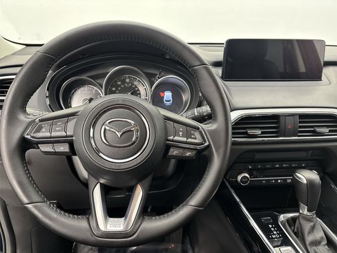 Used 2022 MAZDA CX-9 Touring image 22