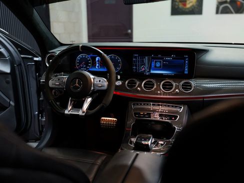 Used 2019 Mercedes-Benz E 63 AMG S image 35