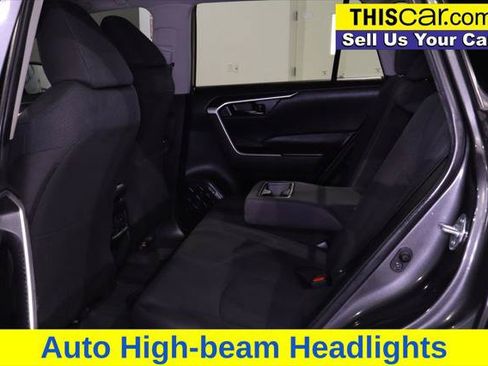 Used 2023 Toyota RAV4 LE FWD image 12