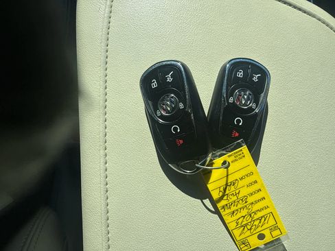 Used 2023 Buick Enclave Essence w/ Experience Buick Package image 28