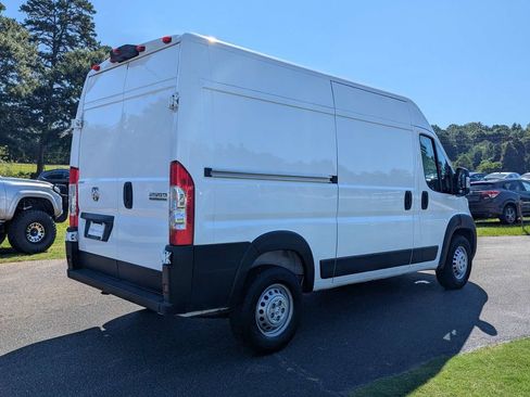 Used 2025 RAM ProMaster 2500 w/ Convenience Group FWD image 6