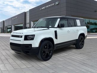 New 2026 Land Rover Defender 130 V8 video 1