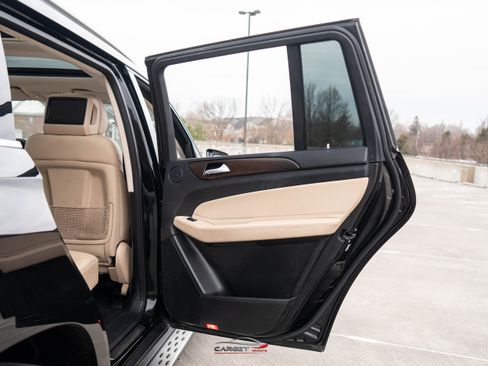 Used 2019 Mercedes-Benz GLS 450 4MATIC image 49