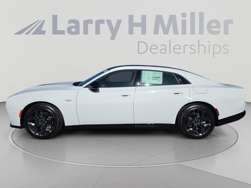 New 2026 Dodge Charger R/T AWD/4WD image 2