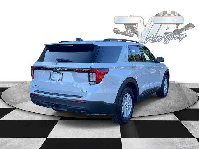 Used 2026 Ford Explorer Active AWD/4WD image 6