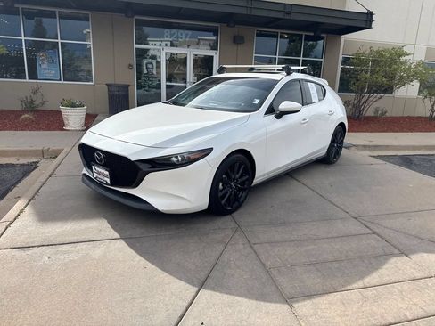 Used 2020 MAZDA MAZDA3 AWD Hatchback w/ Premium Pkg image 2