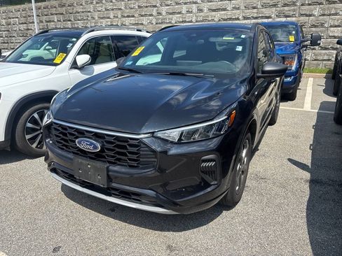 Used 2024 Ford Escape ST-Line w/ Tech Pack #1 AWD/4WD image 4