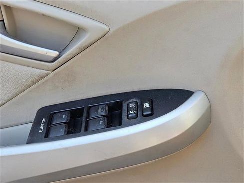 Used 2014 Toyota Prius Three FWD image 9