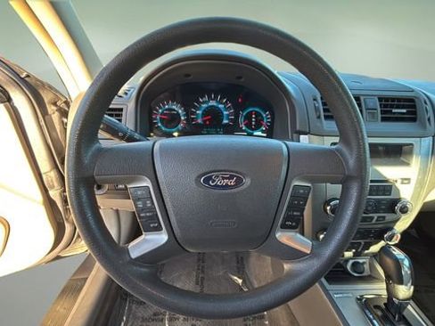 Used 2011 Ford Fusion SE w/ 202A Rapid Spec Order Code image 11