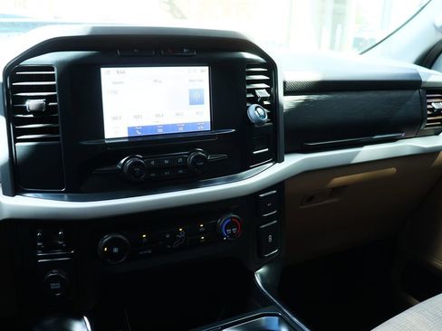 Used 2023 Ford F150 XLT RWD image 43