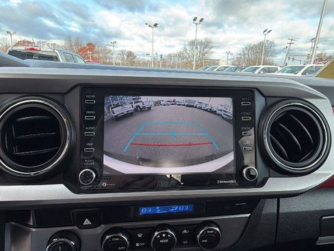 Used 2021 Toyota Tacoma SR5 image 10