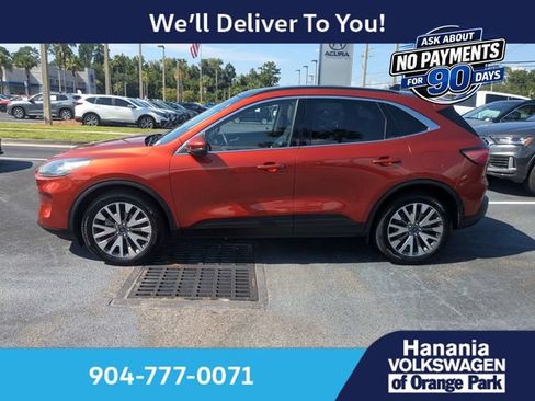 Used 2020 Ford Escape Titanium AWD/4WD image 7