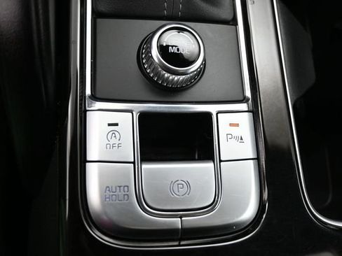 Used 2025 Kia Telluride S FWD image 10