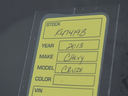 Used 2013 Chevrolet Cruze LS image 13