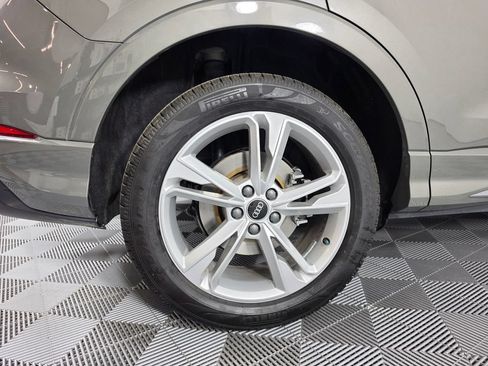 Used 2022 Audi Q3 2.0T Premium Plus w/ Premium Plus Package AWD/4WD image 12