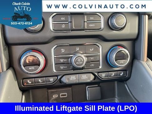 Used 2022 Chevrolet Suburban High Country w/ Premium Package 2 image 22