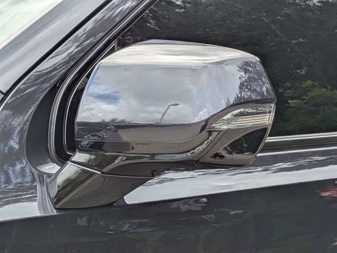 Used 2024 Chevrolet Tahoe RST w/ Luxury Package RWD image 11