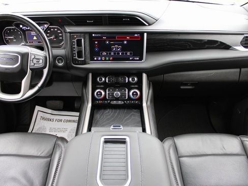 Used 2021 GMC Yukon Denali image 27