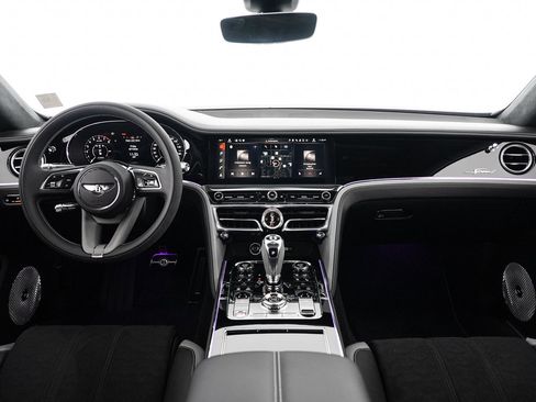 Used 2025 Bentley Flying Spur Plug-In Hybrid AWD/4WD image 4
