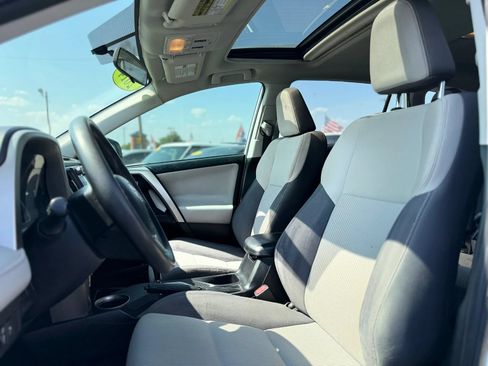 Used 2014 Toyota RAV4 XLE FWD image 11