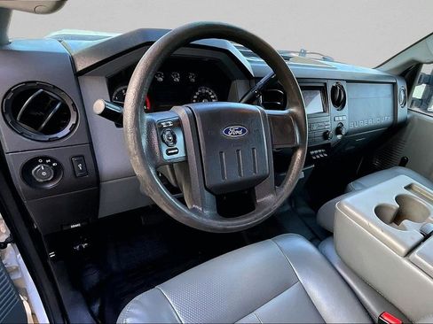 Used 2012 Ford F250 XL w/ XL Value Pkg AWD/4WD image 9