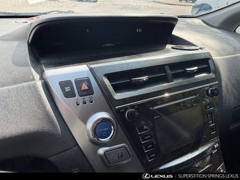 Used 2015 Toyota Prius V Four FWD image 7