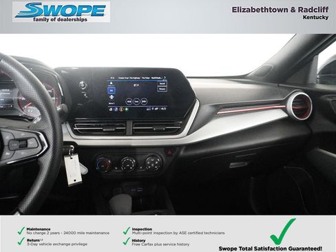 Used 2024 Chevrolet Trax RS image 19