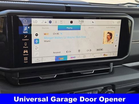 New 2025 Jeep Gladiator Sport image 19