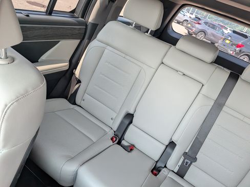 Used 2024 Hyundai Santa Fe Limited AWD/4WD image 12