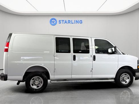 Used 2025 Chevrolet Express 2500 w/ Driver Convenience Package RWD image 11